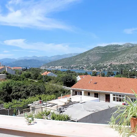Ira - Comfort Studio With Terrace 3 Adults * דוברובניק